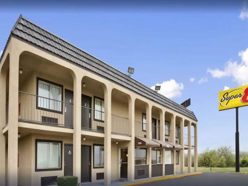 Super 8 By Wyndham Fort Worth Tx Buitenkant foto