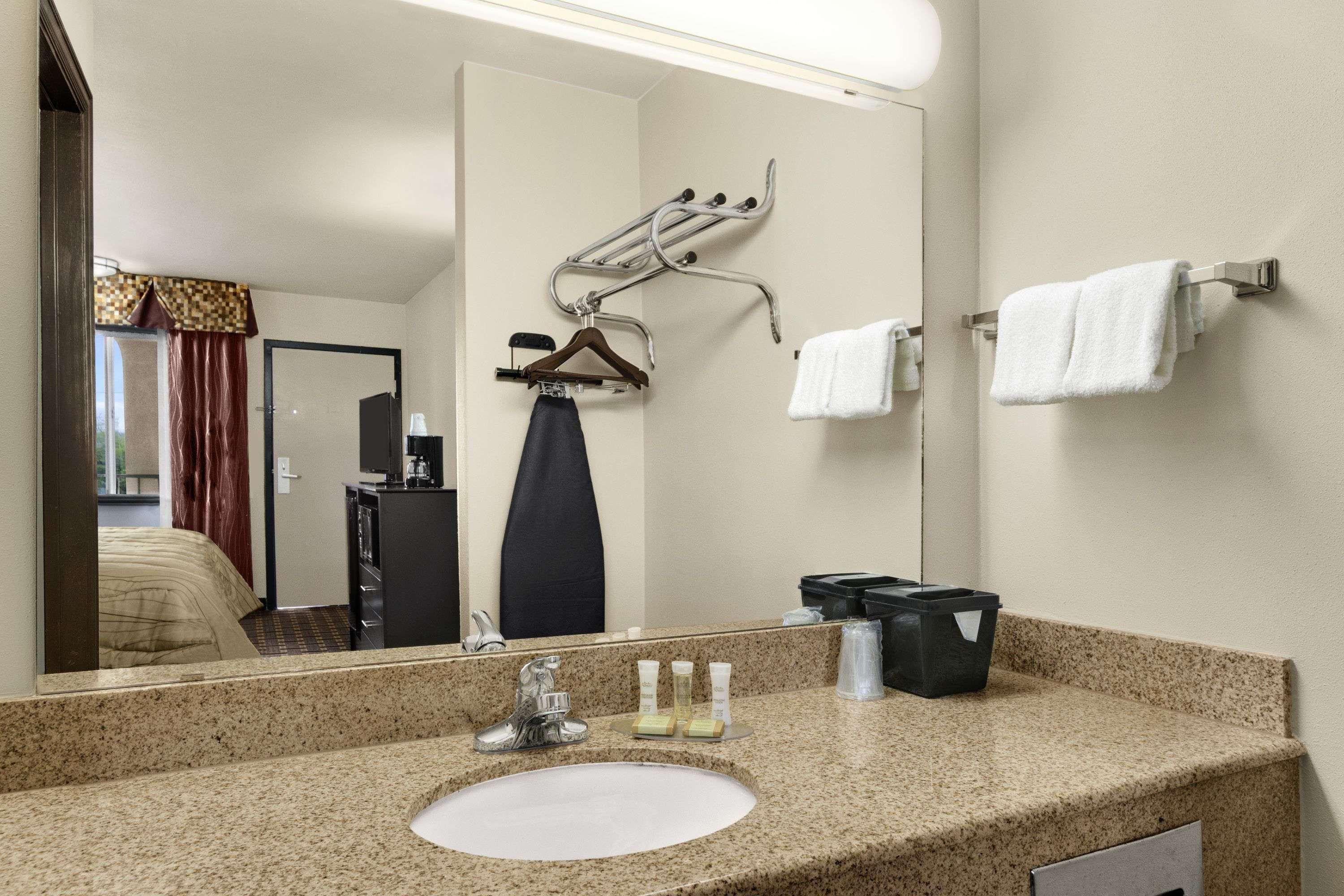 Super 8 By Wyndham Fort Worth Tx Kamer foto